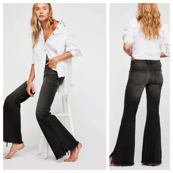Free People “Vintage Flare” Jeans Black Distressed Raw Hem Women’s 26 - Picture 2 of 7